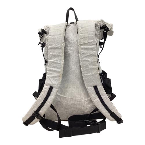 LITEWAY (ライトウェイ) バックパック 30L ホワイト×ブラック アーバンプロパックウルトラ URBAN PRO PACK ULTRA 背面長40cm以下 ～20L(日帰り)