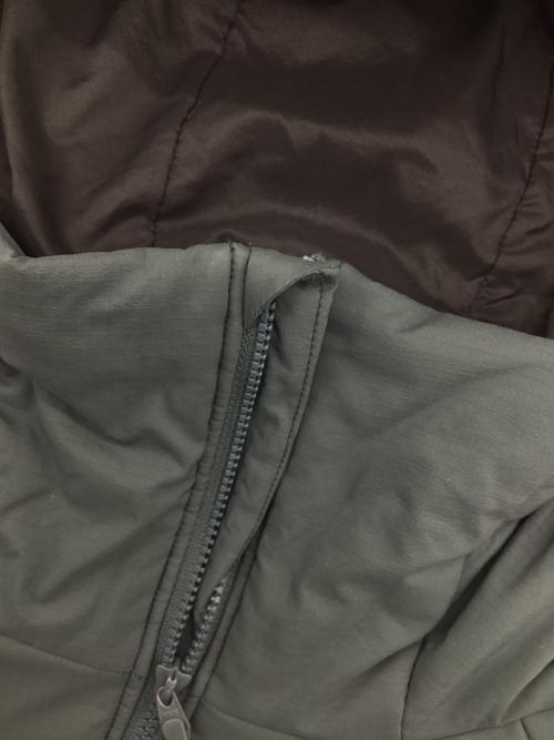 ARC'TERYX (アークテリクス) アウトドアウェア(ジャケット) レディース SIZE M グレー 24107-124239 アトムARフーディー 国内代理店表記 有