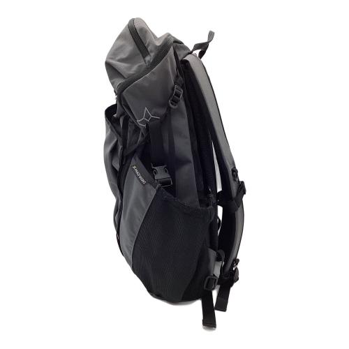 PAAGO WORKS (パーゴワークス) バックパック グレー BUDDY 22 背面長 約41～45cm 21-30L(日帰り)