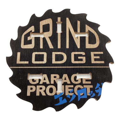 GRIND LODGE (グラインドロッジ) アウトドアチェア ブラウン×ブラック 生刷りカスタム tattam ウッドスツール（小） ウッド