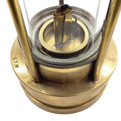 E.THOMAS&WILLIAMS (イートーマス＆ウィリアムズ) オイルランタン ブラス No.180030 イギリス製 カンブリアンランタン