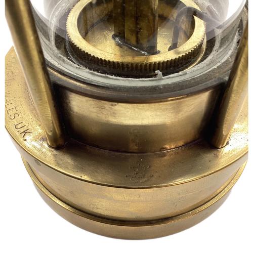 E.THOMAS&WILLIAMS (イートーマス＆ウィリアムズ) オイルランタン ブラス No.180030 イギリス製 カンブリアンランタン