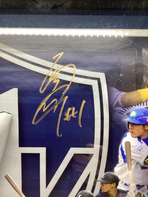 埼玉西武ライオンズ (サイタマセイブライオンズ) 栗山巧 1500本安打達成記念フォトパネル 応援グッズ 実使用グローブ付き @