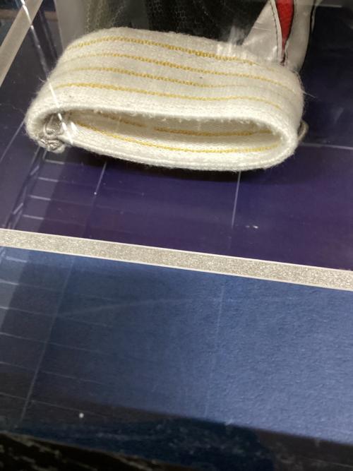 埼玉西武ライオンズ (サイタマセイブライオンズ) 栗山巧 1500本安打達成記念フォトパネル 応援グッズ 実使用グローブ付き @