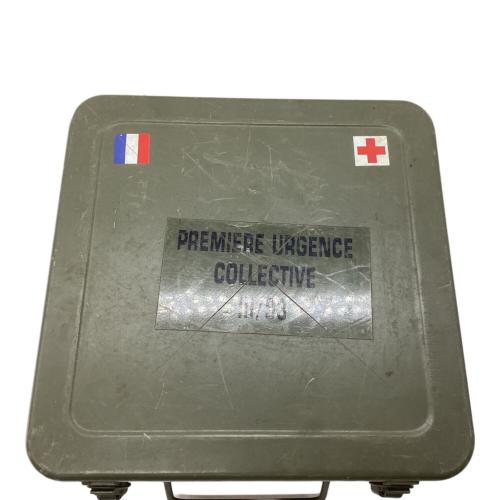 フランス軍 (フランスグン) 収納ケース ミリタリー PREMIERE URGENCE COLLECTIVE Ⅲ/93 メディカルボックス