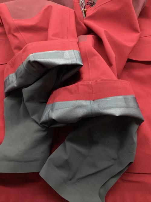 norrona (ノローナ) tamok Gore-Tex Performance Shell Jacket スキーウェア(ジャケット) タモック ゴアテックス パフォーマンス シェルジャケット メンズ SIZE M レッド