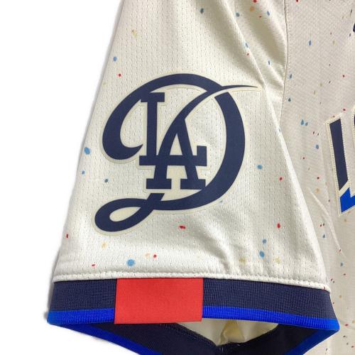 ロサンゼルス・ドジャース 応援グッズ T7LM-LDC1 【18】山本由伸 2025WS出場パッチ付き @ SIZE L アイボリー