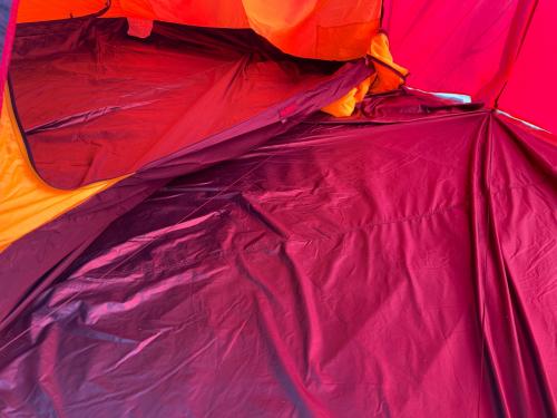 HILLEBERG (ヒルバーグ) ツールームテント ヨゴレ有 レッド ケロン4GT