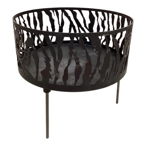 Sanzoku Mountain (サンゾクマウンテン) mouncom 虎 焚火台