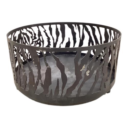 Sanzoku Mountain (サンゾクマウンテン) mouncom 虎 焚火台