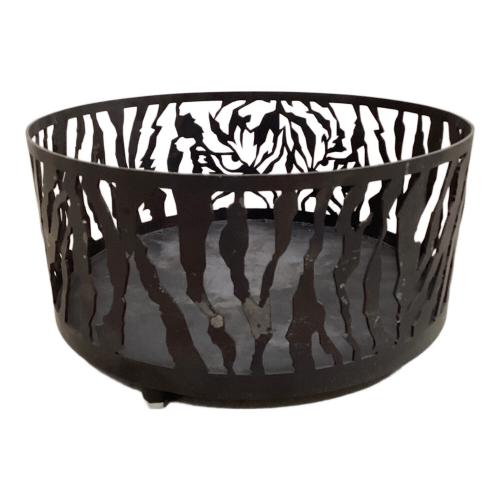 Sanzoku Mountain (サンゾクマウンテン) mouncom 虎 焚火台