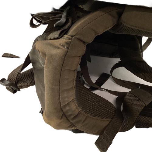 FJALLRAVEN (フェールラーベン) バックパック オリーブ SINGI48