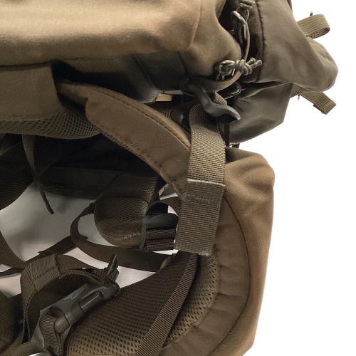 FJALLRAVEN (フェールラーベン) バックパック オリーブ SINGI48