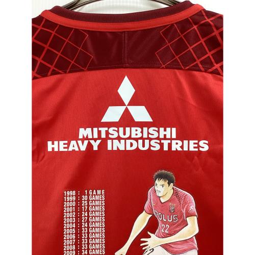 浦和レッズ (ウラワレッズ) サッカーユニフォーム 902455-611 J1通算555試合出場記念 高橋陽一先生コラボ @ メンズ SIZE 3XL レッド