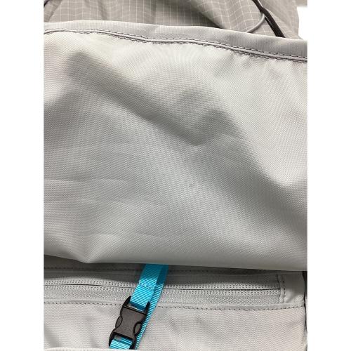 ARC'TERYX (アークテリクス) バックパック 27338 グレー エアリオス45
