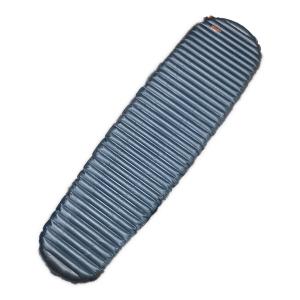 THERMAREST (サーマレスト) エアーマット ネイビー ポンプサック付 R値：2.3 レギュラー ネオエアー ウーバーライト
