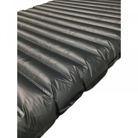THERMAREST (サーマレスト) エアーマット ネイビー ポンプサック付 R値