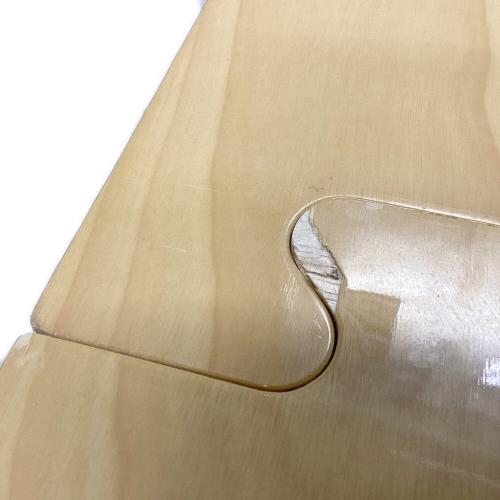 The Arth (ザァ～ッス) アウトドアテーブル ウレタンヘキ子