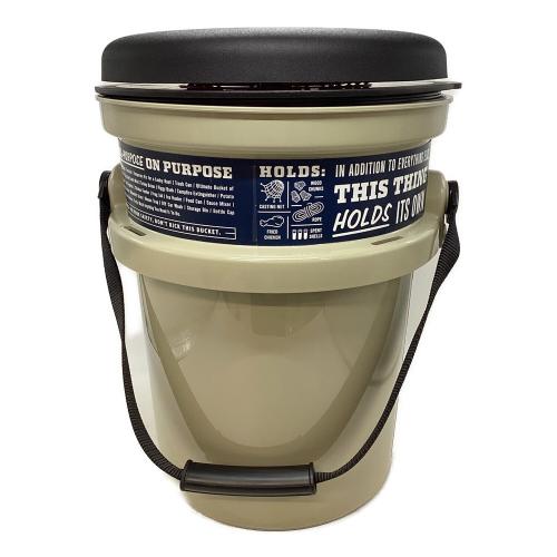 Yeti (イエティ) 収納ケース タンカラー 5ガロン LoadOut® バケツ