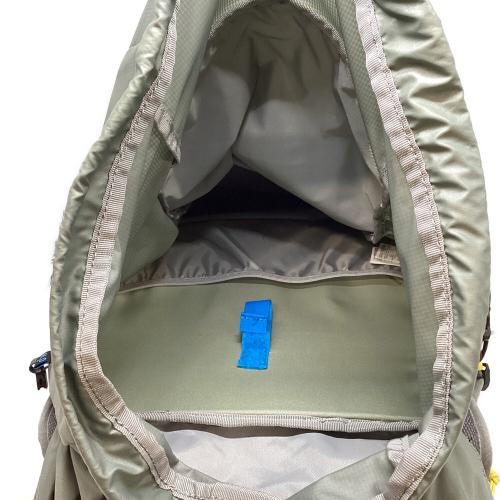 SALOMON (サロモン) バックパック C24668 グレー エアロトレック40