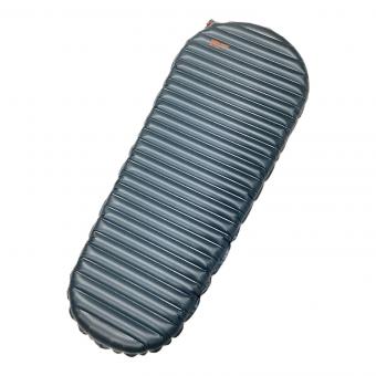 THERMAREST (サーマレスト) エアーマット ネイビー ポンプバッグ付き Sサイズ(119x51x6.4cm)/170g NeoAir Uberlite