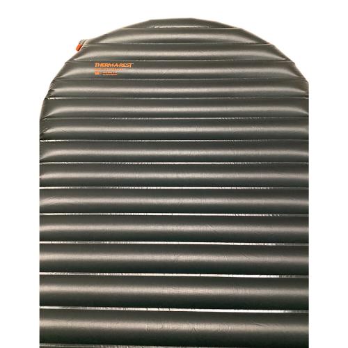 THERMAREST (サーマレスト) エアーマット ネイビー ポンプバッグ付き Sサイズ(119x51x6.4cm)/170g NeoAir Uberlite