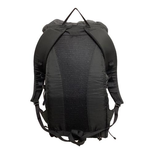 山と道 (ヤマトミチ) バックパック SIZE M ホワイト×ブラック MINI X-Pac