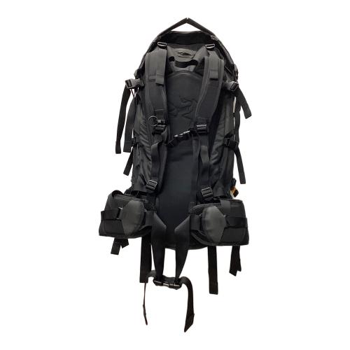 ARC'TERYX (アークテリクス) バックパック ブラック M40｜トレファクONLINE