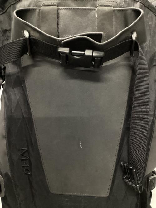 ARC'TERYX (アークテリクス) バックパック ブラック M40
