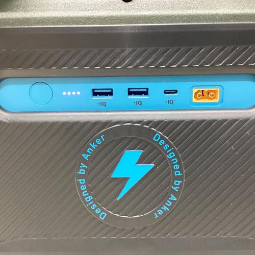 ANKER(アンカー) (アンカー) EverFrost  40 ポータブル冷蔵庫 A17A1 バッテリー容量：299Wh /設定可能温度：-20℃ ~ 20℃ 43L オリーブ