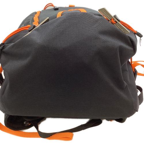 MACPAC (マックパック) バックパック SIZE 3 ブラック×オレンジ Pursuit 40