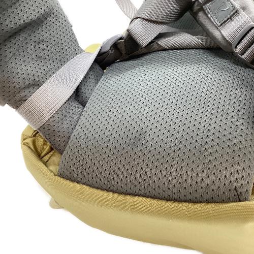 MYSTERY RANCH (ミステリーランチ) バックパック SIZE SM(38-51cm) ベージュ クーリー30