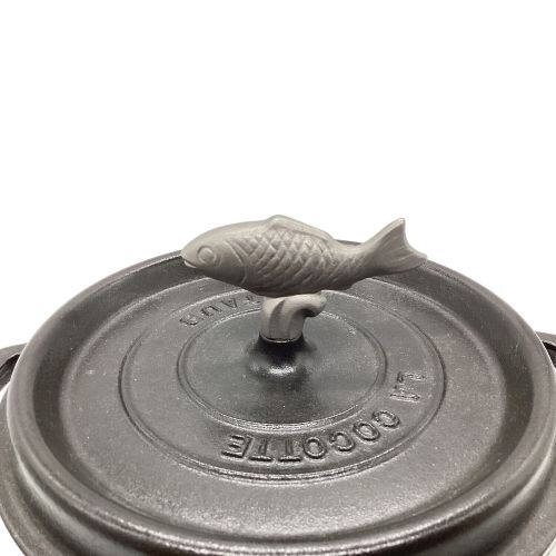 Staub (ストウブ) ダッチオーブン SIZE 20cm 別売りアニマルノブ(サカナ)交換済み ピコ・ココットラウンド