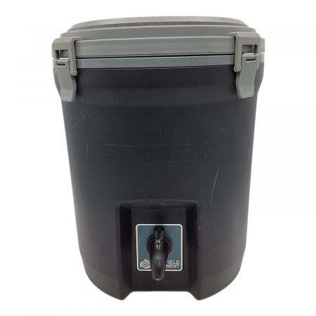 STANLEY ウォータージャグ 7.5L ピュア ブラック STANLEY ウォータージャグ 7.5L ピュア ブラック