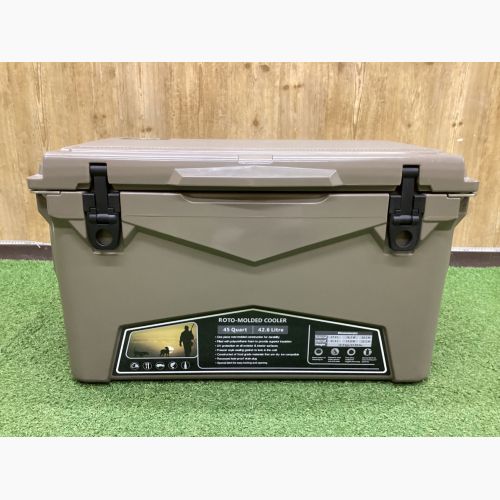 DVERG (ドベルグ) クーラーボックス 約42.6L カーキ ICELAND COOLER