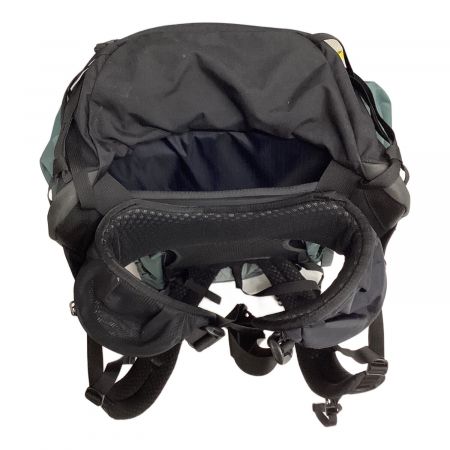 MOUNTAIN HARD WEAR (マウンテンハードウェア) バックパック 約 MOUNTAIN HARD WEAR (マウンテンハードウェア) バックパック 約