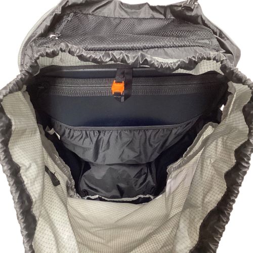 MAMMUT (マムート) バックパック 24L グレー Ducan 24 背面長40cm以下 21-30L(日帰り)