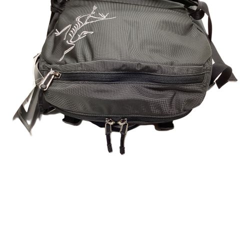 ARC'TERYX (アークテリクス) バックパック 38L グレー×ブラック 9505 QUINTIC38 背面長 約46～50cm 21-30L(日帰り)