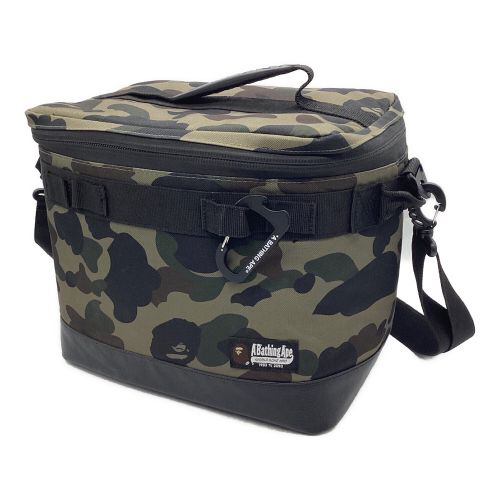 A BATHING APE (アベイシングエイプ) ソフトクーラー 迷彩 BAPE CAMO SOFT COOLER M