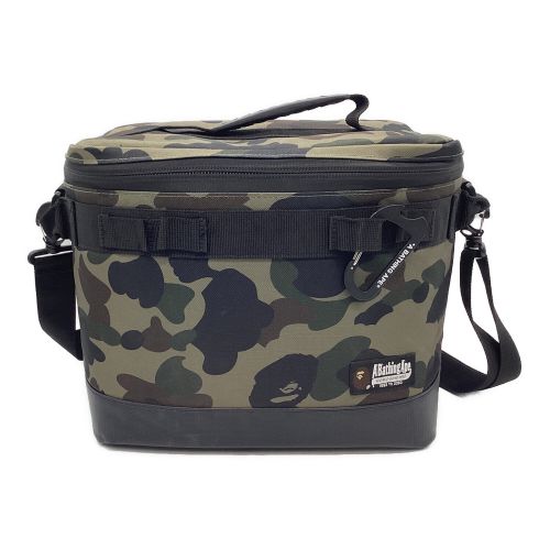 A BATHING APE (アベイシングエイプ) ソフトクーラー 迷彩 BAPE CAMO SOFT COOLER M