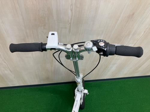 Mobiky Genius 折りたたみ自転車 DISC BRAKE ヘッドライト付 @ ホワイト
