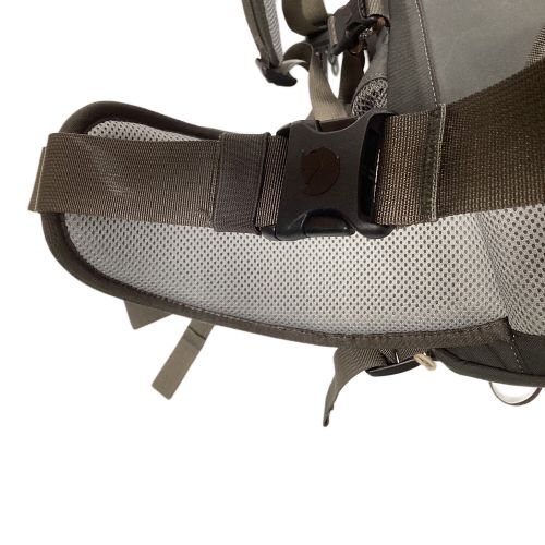 FJALLRAVEN (フェールラーベン) バックパック 38L グレー 27085 KAIPAK 38 背面長 約46～50cm 31-40L(山小屋泊)