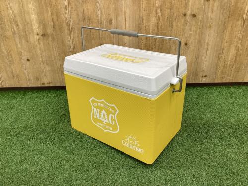 Coleman (コールマン)× NEW ACOUSTIC CAMP クーラーボックス 28QT イエロー×ホワイト 2014年コラボ 2000017113 レトロスチールクーラー