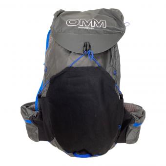 OMM (オリジナルマウンテンマラソン) バックパック グレー×ブルー ファントム25 背面長 約46～50cm 21-30L(日帰り)