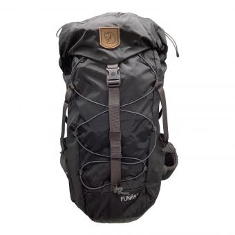 FJALLRAVEN (フェールラーベン) バックパック グレー FUNAS 25 背面長 約41～45cm 21-30L(日帰り)