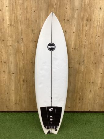 JS INDUSTRIES (ジェイエスインダストリー) ショートボード 5'7"×19 1/4"×2 9/16” 28.1L FCSⅡ BLACK BARON 2.1 トライフィンタイプ フィッシュテール