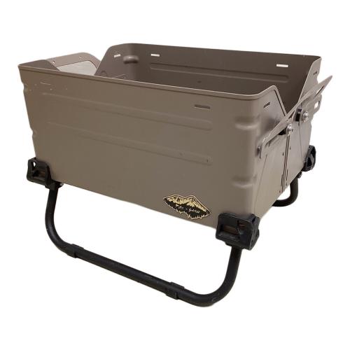 Snow peak (スノーピーク) 収納ケース ※グリップ・開閉固定パーツ一部欠品 シェルフコンテナ25 Geekfield限定ミルカーキ