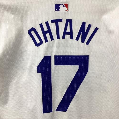 ロサンゼルス・ドジャース 応援グッズ SIZE 44 ホワイト ワールドシリーズ優勝バッジ付エリートジャージ NIKE ユニフォーム 【17】大谷翔平 選手着用仕様