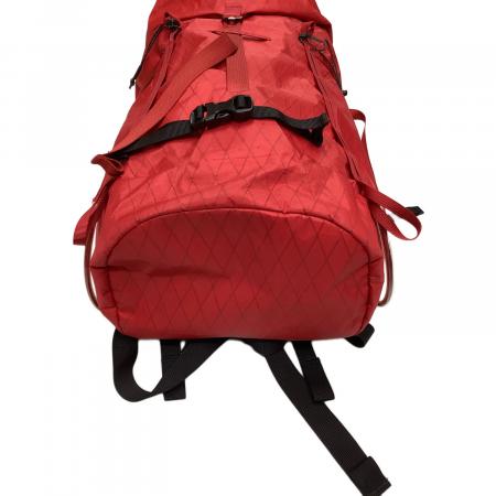 MOUNTAIN HARD WEAR (マウンテンハードウェア) バックパック レッド