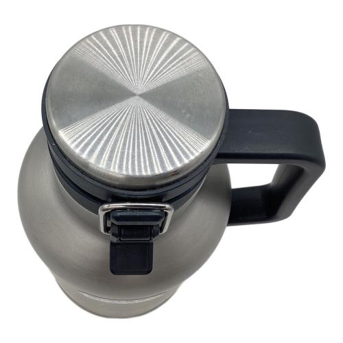 STANLEY (スタンレー) アウトドア食器 クラシック真空グロウラー 1.9L